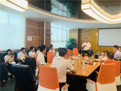 資深團(tuán)隊(duì)3